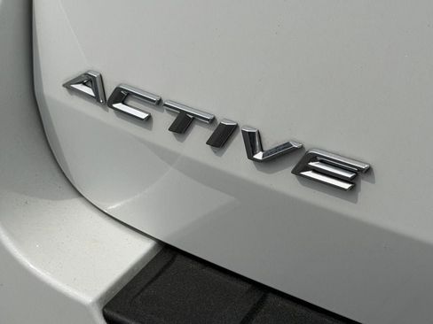 Certified 2025 Ford Explorer Active w/ Active Comfort Package image 14