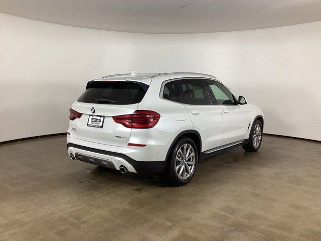Used 2018 BMW X3 xDrive30i w/ Executive Package AWD/4WD image 5
