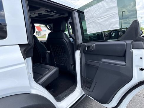 New 2026 Ford Bronco Badlands w/ Sasquatch Package AWD/4WD image 40