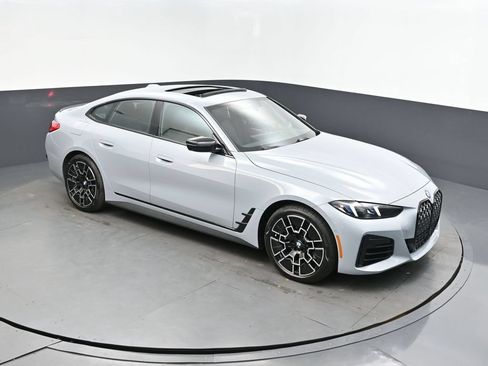 Used 2026 BMW 430i w/ M Sport Package RWD image 36