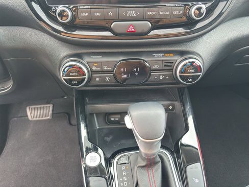 Certified 2023 Kia Soul GT-Line w/ GT-Line Technology Package image 11
