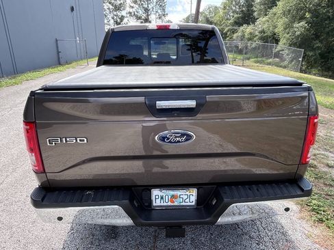 Used 2015 Ford F150 XLT w/ Equipment Group 302A Luxury AWD/4WD image 9