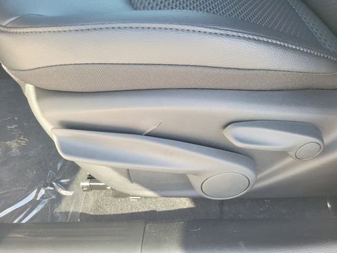 New 2026 Jeep Compass Latitude image 5