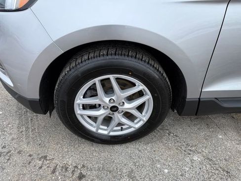 Used 2024 Ford Edge SEL w/ Convenience Package image 24