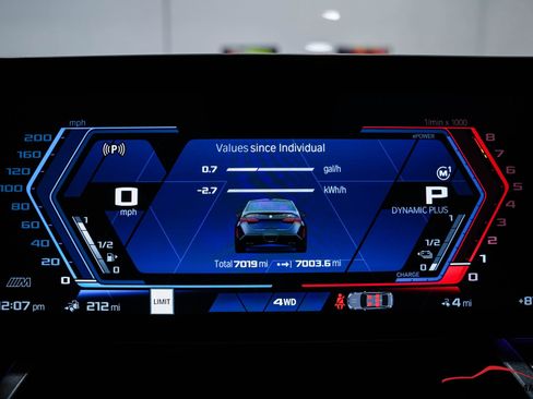 Used 2026 BMW M5 w/ Carbon Package image 96