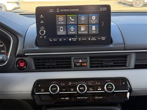 Certified 2025 Honda Pilot EX-L image 13