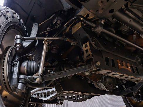 Used 2024 GMC Sierra 2500 Denali Ultimate image 14