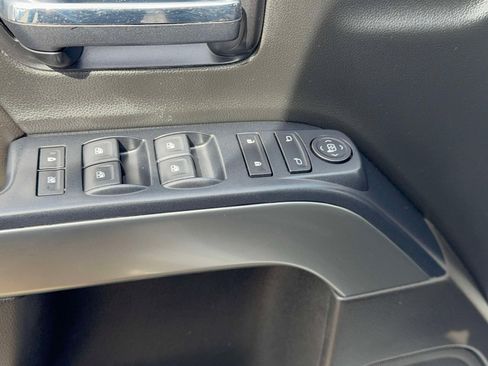 Used 2018 Chevrolet Silverado 1500 LT w/ All Star Edition image 21