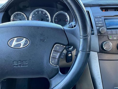 Used 2010 Hyundai Sonata GLS FWD image 25
