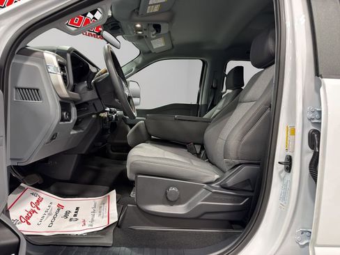 Used 2024 Ford F250 XL w/ STX Appearance Package image 4
