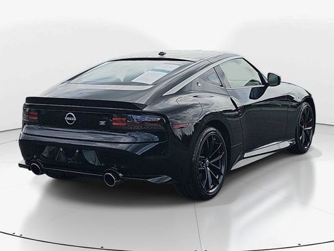 Used 2025 Nissan Z Performance w/ Floor Mat Package RWD image 6