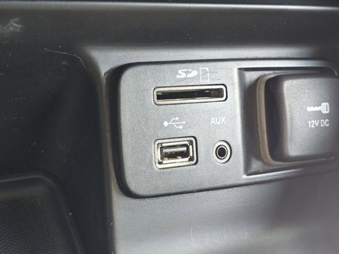 Used 2016 Jeep Cherokee Latitude w/ Safety/Convenience Group image 6