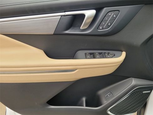 New 2026 Buick Enclave Preferred w/ Power Package image 13