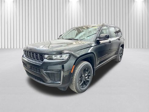 New 2026 Jeep Grand Cherokee L 4WD image 10