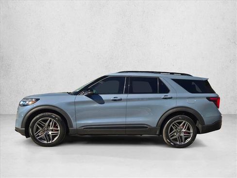New 2026 Ford Explorer ST image 8