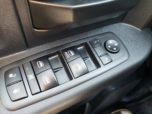 Used 2017 RAM 2500 Tradesman w/ Popular Equipment Group image 21