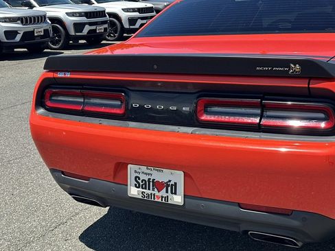 Used 2020 Dodge Challenger R/T Scat Pack RWD image 12
