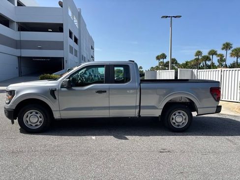 Used 2024 Ford F150 XL RWD image 4