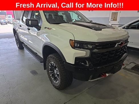 Used 2025 Chevrolet Silverado 1500 ZR2 AWD/4WD image 1