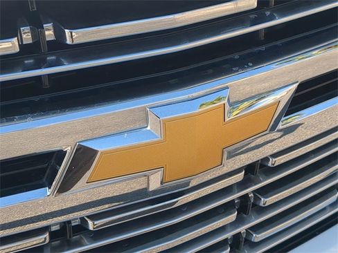 Used 2023 Chevrolet Tahoe Premier image 13