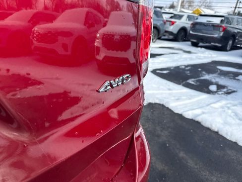 Used 2017 Ford Explorer XLT w/ XLT Technology Feature Bundle image 11