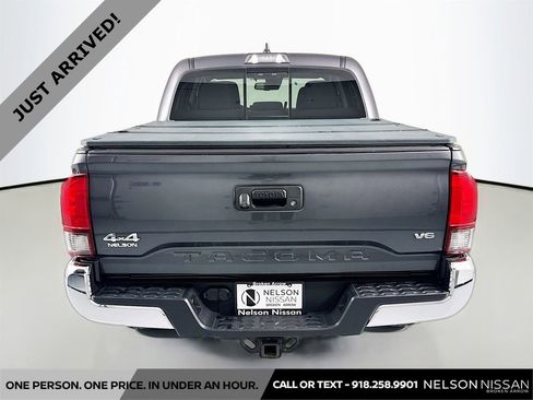 Used 2020 Toyota Tacoma SR5 image 6