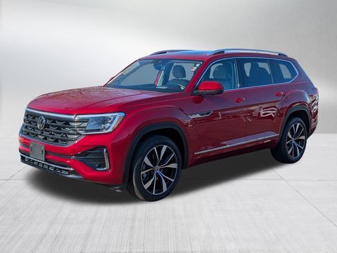 Certified 2024 Volkswagen Atlas SEL Premium R-Line image 3
