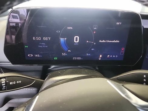 Used 2024 Chevrolet Blazer EV LT AWD/4WD image 4