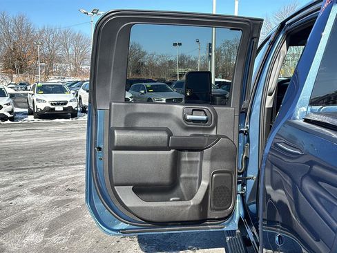 Used 2025 GMC Sierra 1500 Elevation image 29