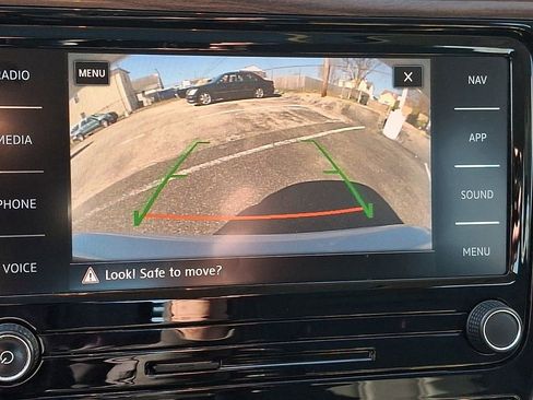 Used 2020 Volkswagen Passat 2.0T SEL FWD image 19