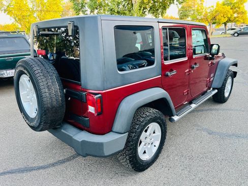 Used 2009 Jeep Wrangler Unlimited X image 3