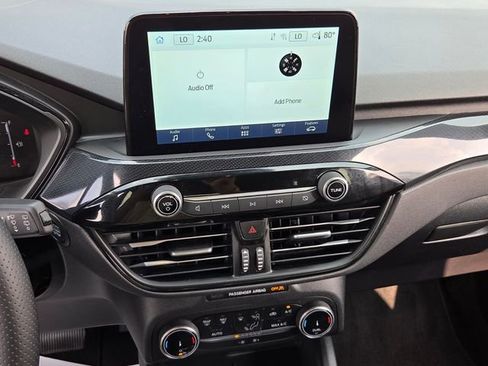 Certified 2025 Ford Escape ST-Line image 17