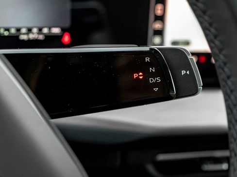 New 2026 Audi Q3 quattro 2.0T AWD/4WD image 24