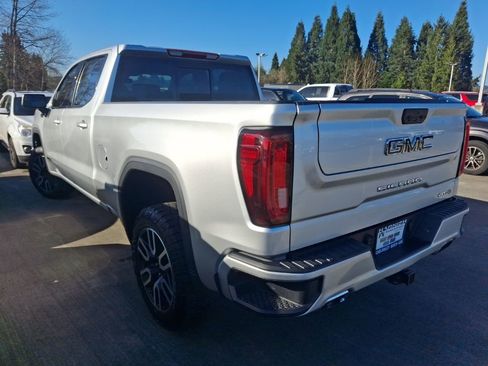 Used 2022 GMC Sierra 1500 AT4 w/ AT4 Preferred Package image 8