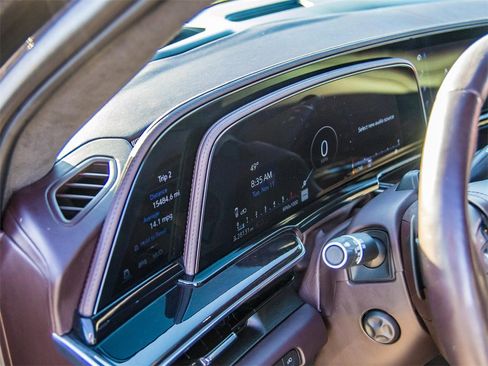 Used 2023 Cadillac Escalade Sport Platinum w/ LPO, ONYX Package image 35