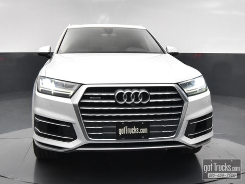 Used 2017 Audi Q7 3.0T Premium Plus w/ Premium Plus Package AWD/4WD image 45