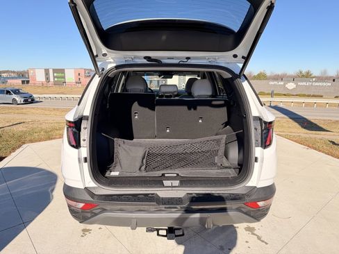 Used 2023 Hyundai Tucson Limited image 31
