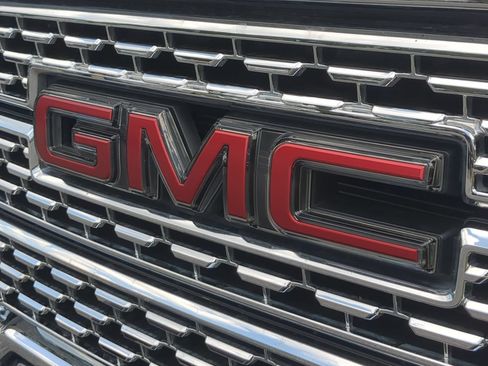 Used 2021 GMC Sierra 1500 Denali AWD/4WD image 32