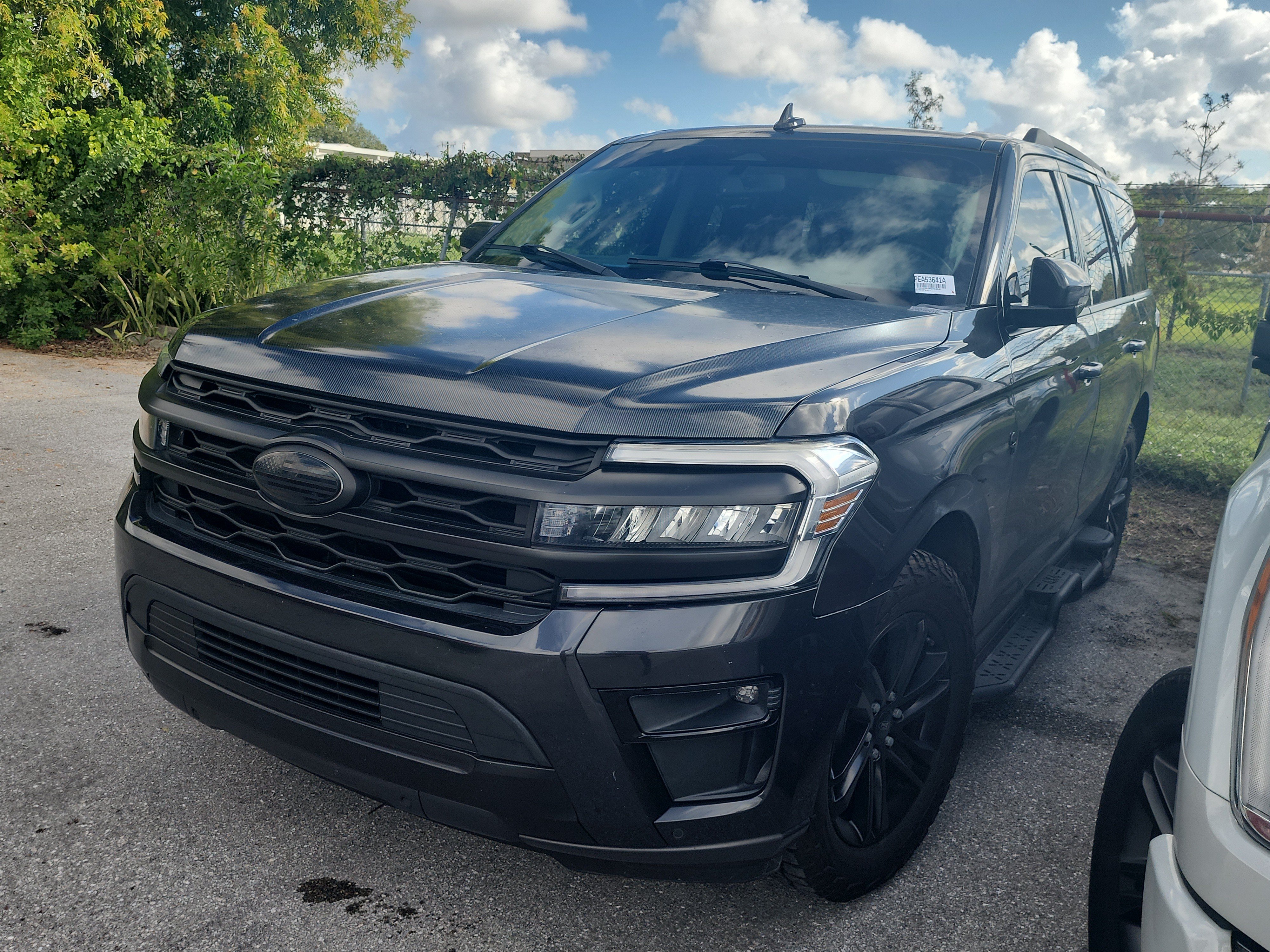 Certified 2023 Ford Expedition XLT RWD image 1