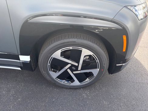 New 2026 Hyundai Ioniq 9 Limited image 25