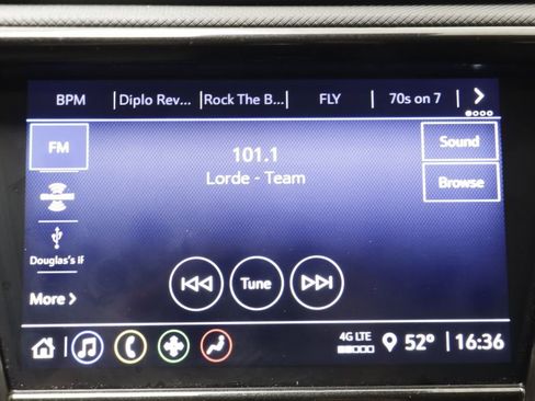 Used 2021 Chevrolet TrailBlazer LT w/ Convenience Package image 9