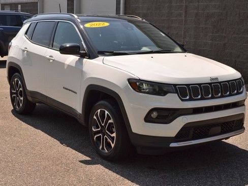 Used 2022 Jeep Compass Limited AWD/4WD image 2