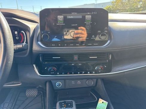 Used 2023 Nissan Rogue Platinum w/ Platinum Premium Package image 20