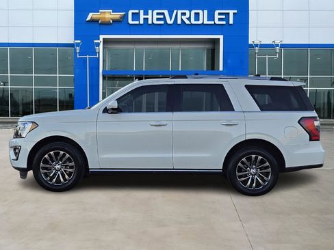 Used 2021 Ford Expedition Limited image 3