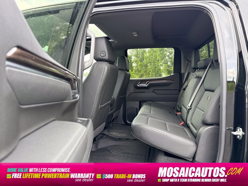 Used 2026 Chevrolet Silverado 1500 LT Trail Boss w/ LT Trail Boss Premium Package AWD/4WD image 21