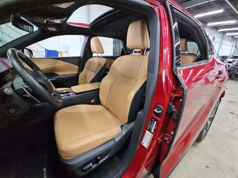 Used 2024 Lexus RX 350 Premium w/ Accessory Package (Z1) AWD/4WD image 8