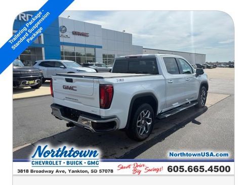 Used 2022 GMC Sierra 1500 SLT w/ SLT Premium Plus Package AWD/4WD image 9
