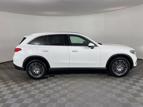 Certified 2025 Mercedes-Benz GLC 300 4MATIC image 21