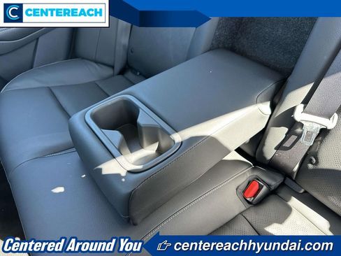 Used 2025 Nissan Altima 2.5 SL FWD image 10