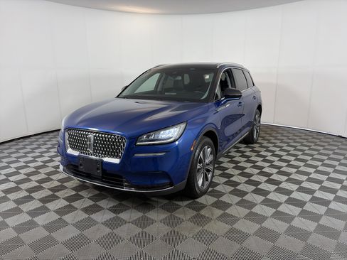 Used 2021 Lincoln Corsair Reserve w/ Elements Package AWD/4WD image 2